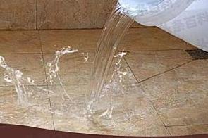 新吴漏水维修 免砸砖防水材料该如何施工